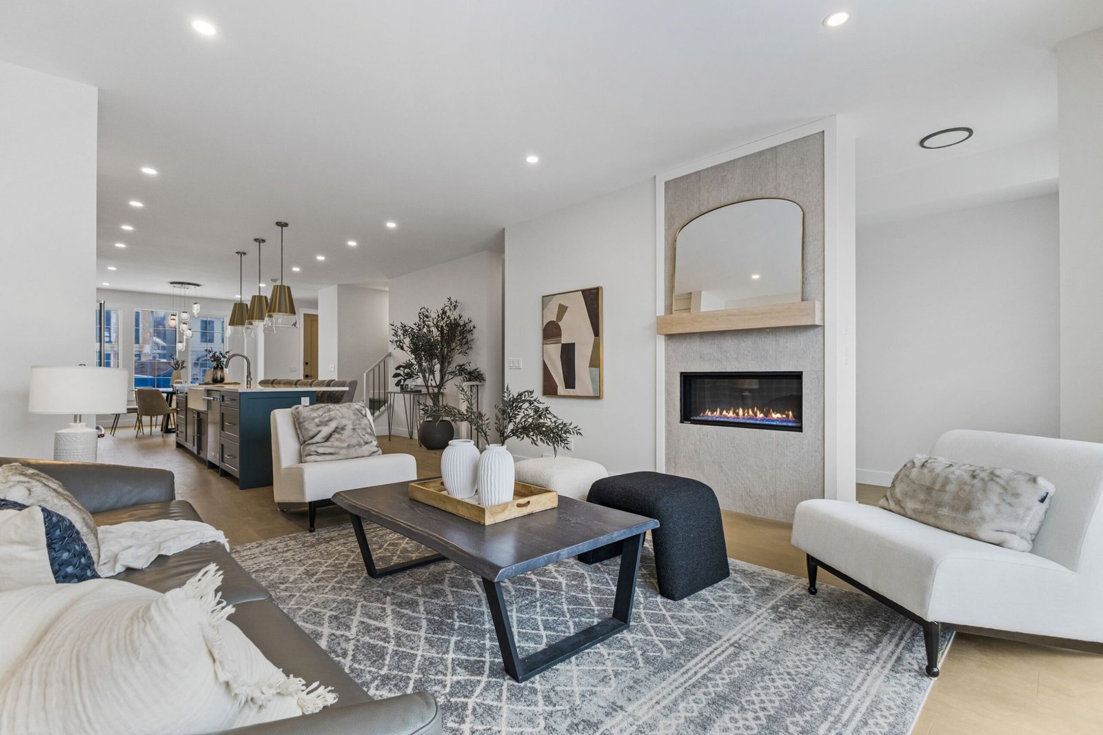 67b78322c7dfd09e1849b23c_real-estate-photography-prep-1-p-2600